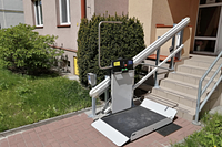 Savaria Česko  Schodišťové plošiny a domácí výtahy